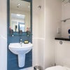 Photo 3: En-Suite Bathroom