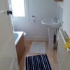 Photo 5: batroom