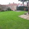 Photo 3: garden with sun all day in summer