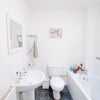 Photo 9: Full bathroom 2/2