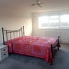 Photo 4: Room 1