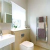 Photo 5: En suite