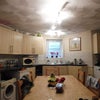 Photo 6: Kitchen