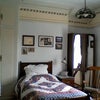 Photo 2: 3/4 bedroom