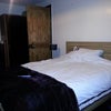 Photo 4: double bedroom