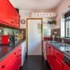 Photo 2: Kitchen