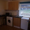 Photo 2: Kitchenette