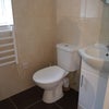 Photo 5: En-suite