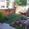 Photo 5: front garden