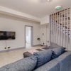 Photo 7: Lounge 1