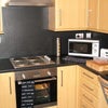 Photo 8: Full fitted kitchen
