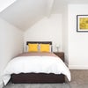 Photo 4: Bedroom