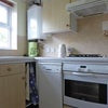 Photo 4: kitchen