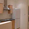 Photo 5: kitchen