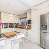 Photo 2: kitchen