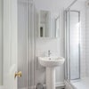 Photo 4: Modern Shower rooms