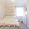 Photo 3: Bedroom to rent