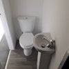 Photo 7: en-suite