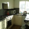 Photo 4: Kitchen