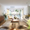 Photo 2: Lounge