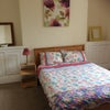 Photo 3: Room 1