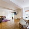 Photo 3: lounge