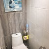 Photo 5: toilet
