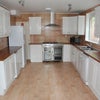 Photo 4: Kitchen