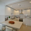 Photo 4: kitchen 