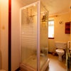 Photo 5: shower room
