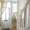 Photo 4: Entrance hall