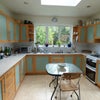 Photo 3: kitchen