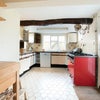 Photo 2: Kitchen
