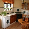 Photo 4: Kitchen