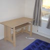 Photo 2: double bedroom (desk)