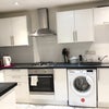 Photo 3: kitchen