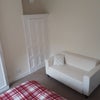 Photo 9: bedroom