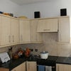 Photo 2: kitchen