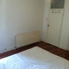 Photo 4: room 2