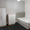 Photo 5: upstairs middle bedroom