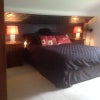 Photo 8: 2nd option bedroom