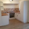 Photo 2: kitchen