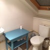 Photo 6: & toilet
