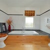 Photo 3: Bathroom