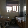Photo 4: Bathroom