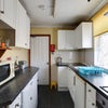 Photo 7: fitted kitchen with all equipment needed - even teaspoons!!