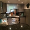 Photo 6: Kitchen