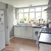 Photo 3: kitchen
