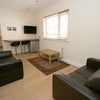 Photo 6: Lounge