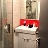 Photo 4: bathroom